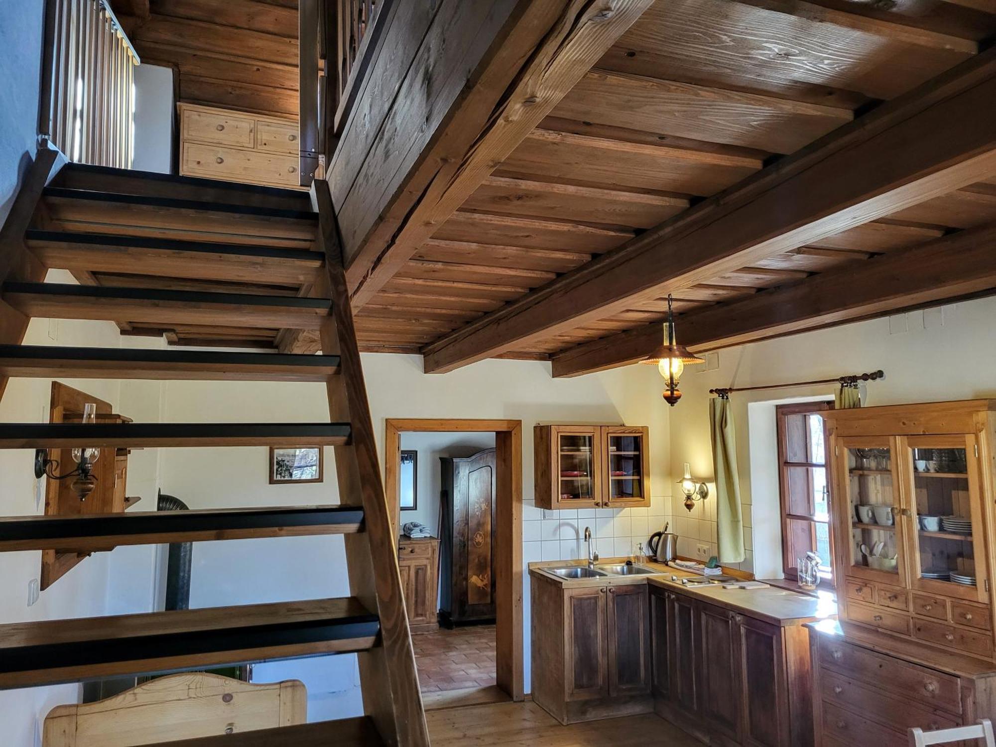 Apartmany Cerveny Dvur Chvalšiny Εξωτερικό φωτογραφία
