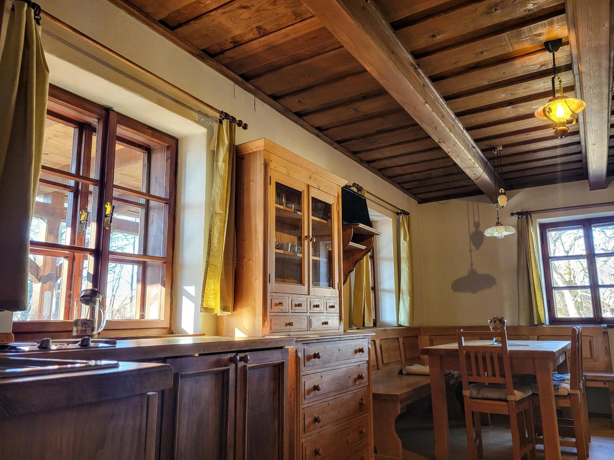 Apartmany Cerveny Dvur Chvalšiny Εξωτερικό φωτογραφία